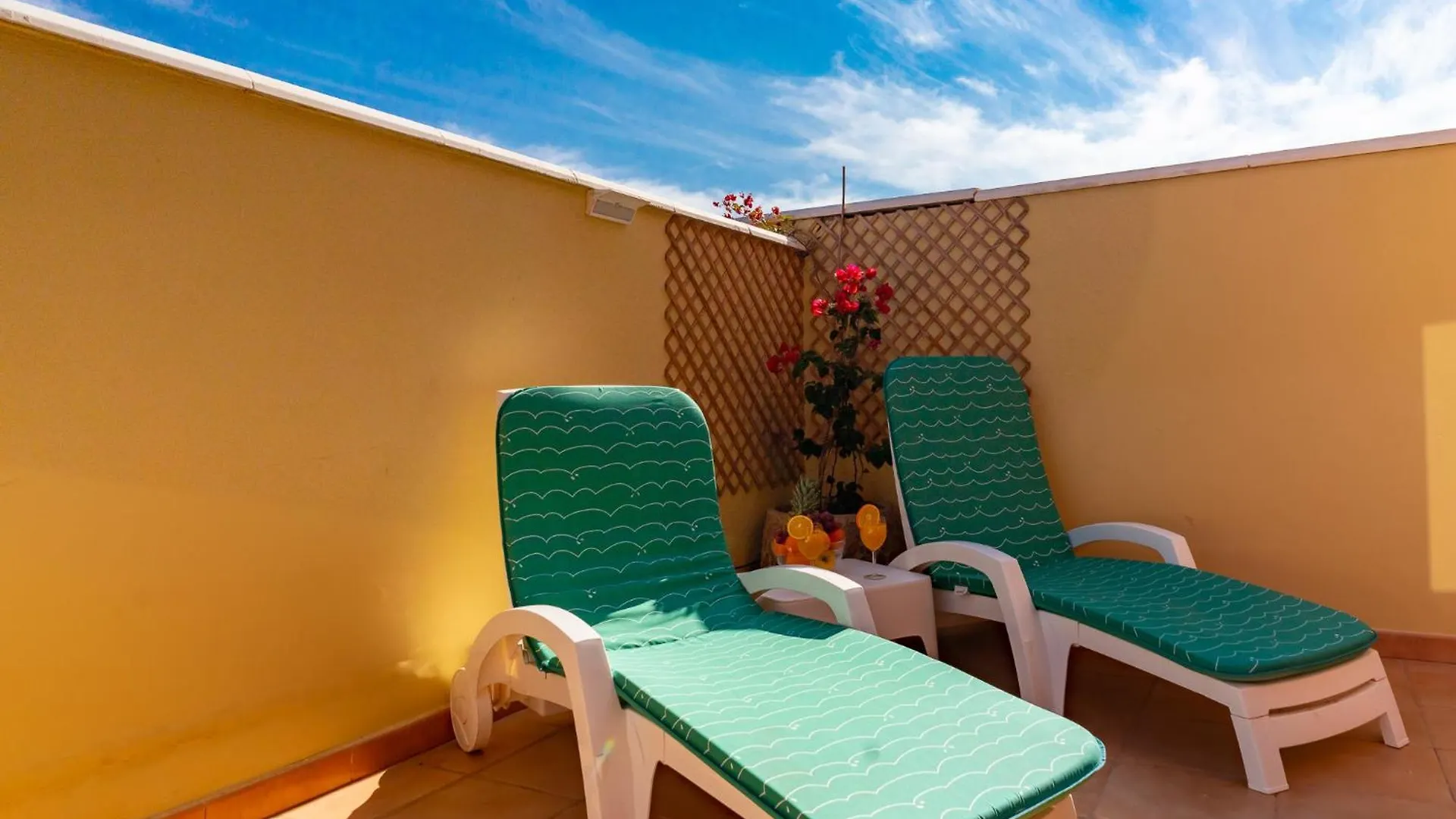 Lucky Thirteen - Apartment With Ocean View Caleta De Fuste